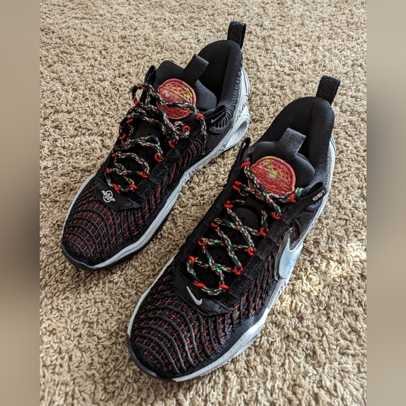 NIKE COSMIC UNITY TB - Picture 5 of 6